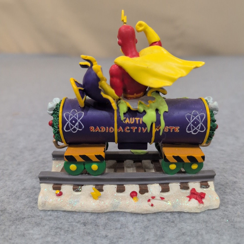The Simpsons Christmas Express A Little Holiday Action Radioactive Man 2004 Car - Picture 4 of 6